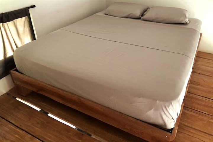 מיטת קווין סייז