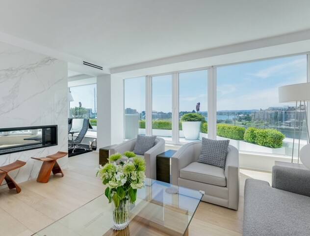 Stunning Views At The Regent gallery image 2