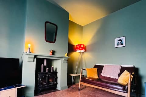 Top performing Airbnb: Central, Stylish & Comfy Home, near Harbourside in Long Ashton