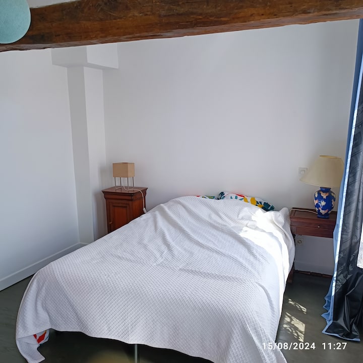 Schlafzimmer 1