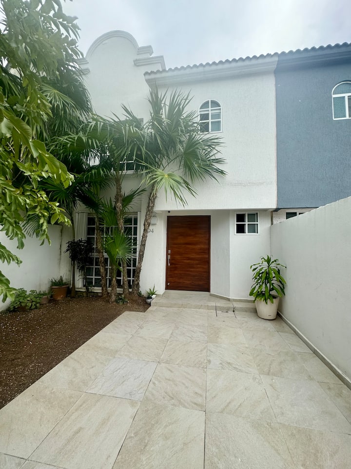 Casa Bambú In Cancun - Cancún