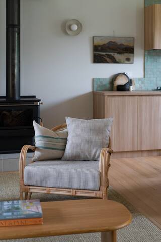 Madeley Beach House Ocean Grove gallery image 3