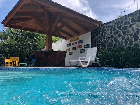 Villa Paseo del Salto, Heated Pool