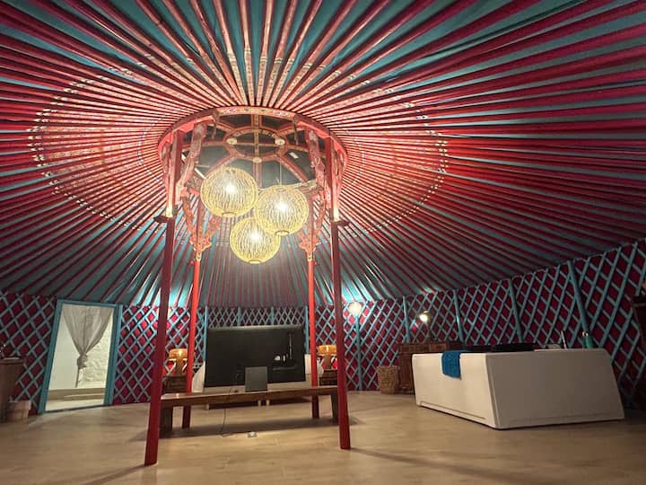 Yurta De Lujo Con Piscina Y Spa - Marbella