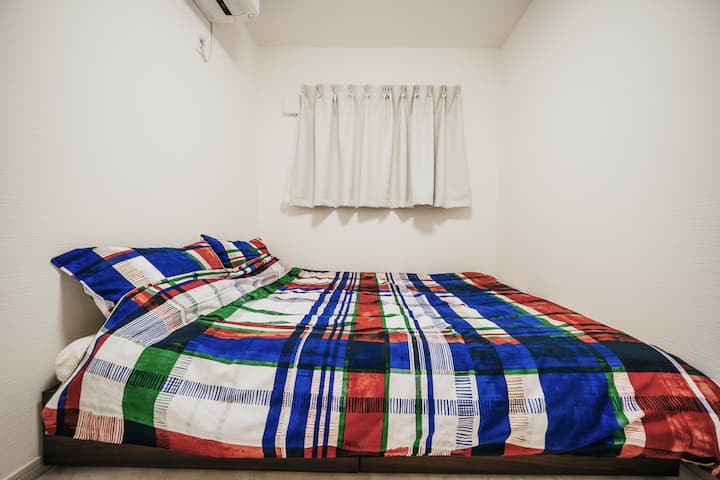 חדר שינה 1, 140 * 200 ס"מ מיטה זוגית