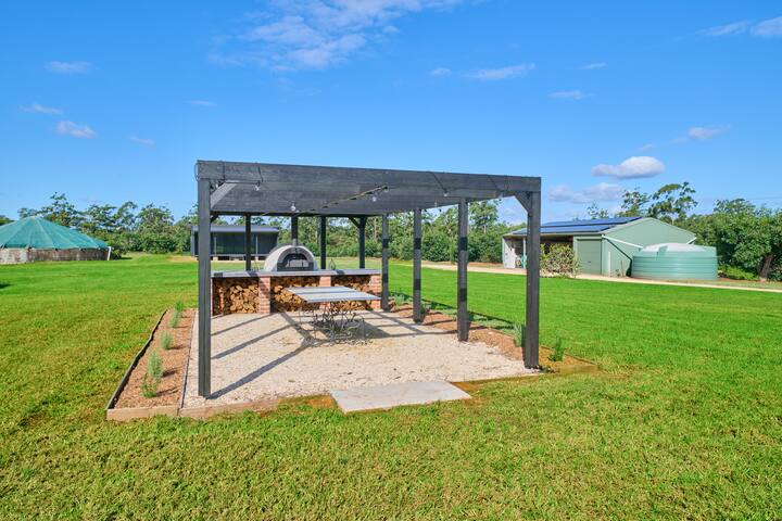 Seven Orchards – Telegraph Point gallery image 3