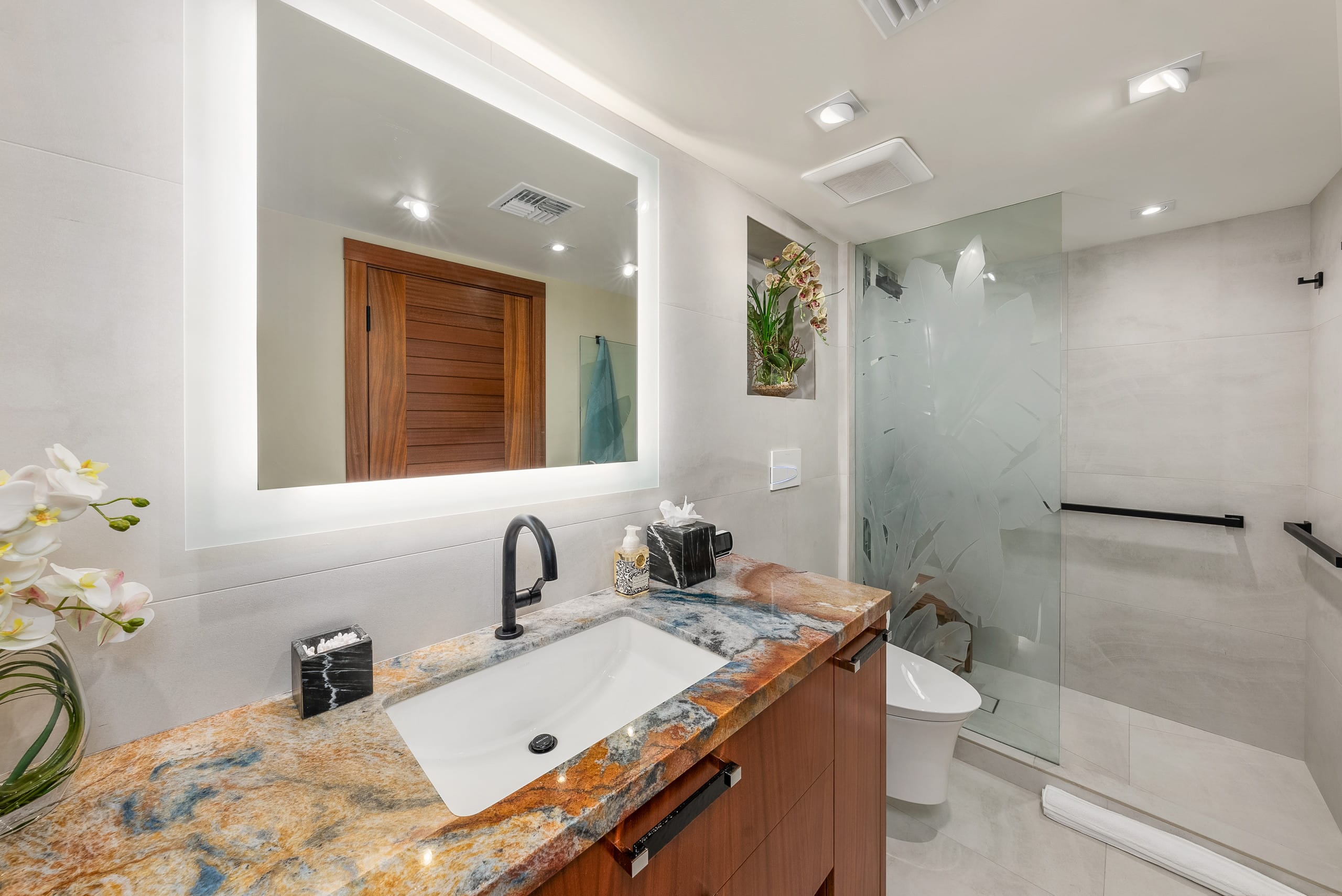 Fabulous Ocean Views - Luxury 2br/2ba Penthouse - Image 17