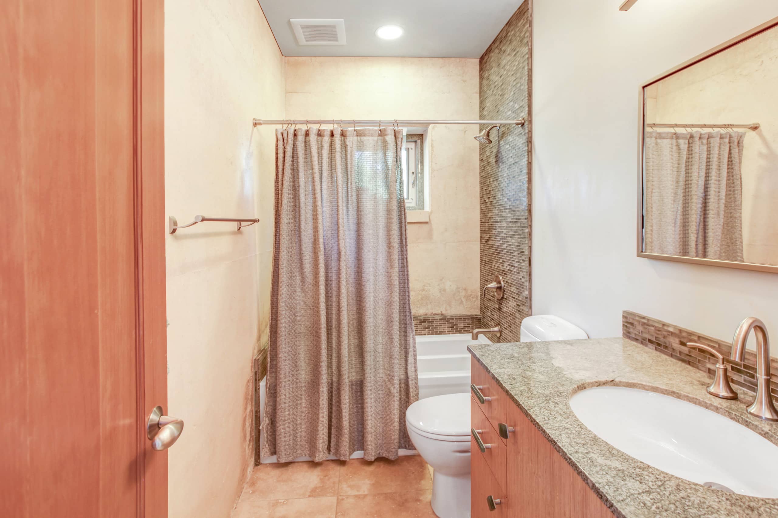 Tula Vista Glass-Walled Wine Country Home - Photo 18