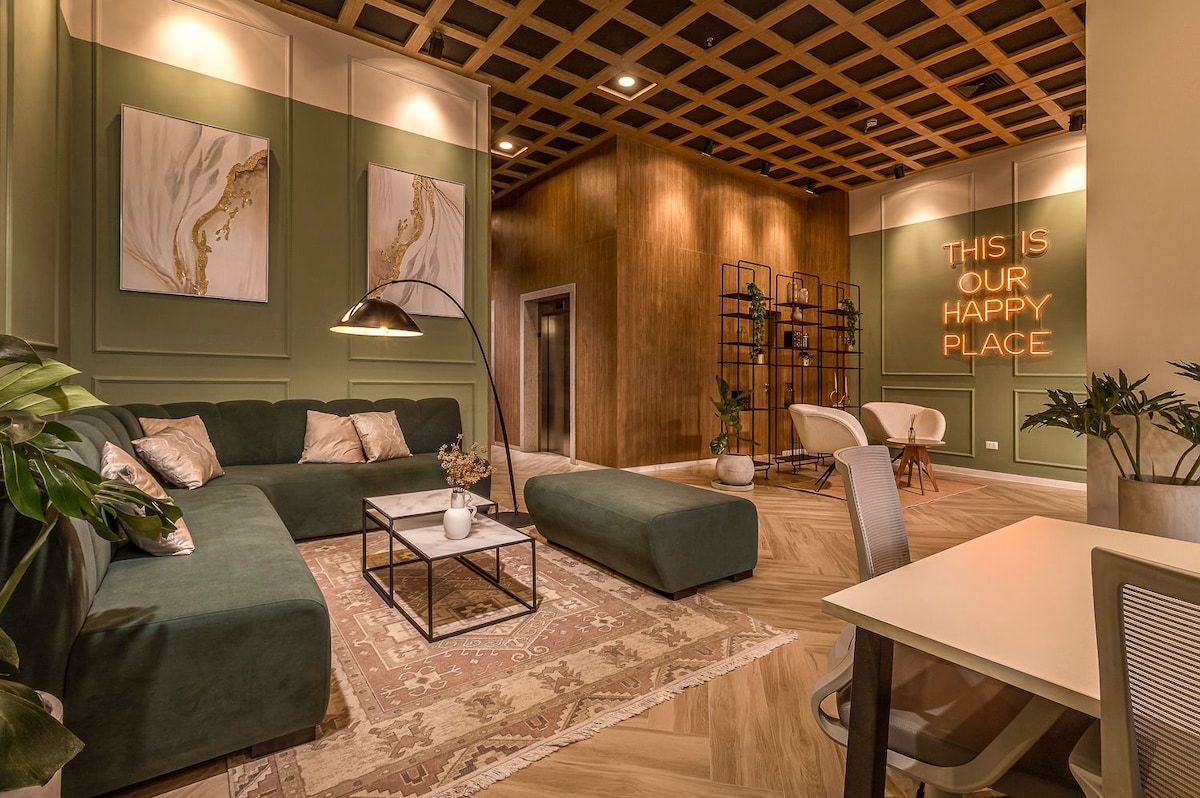 Living room image 1