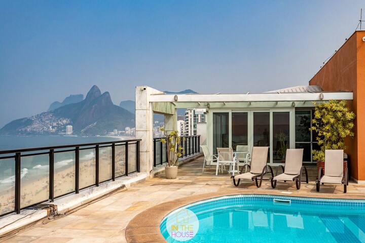 Luxury SEA Front View of Dois Irmãos Hill Ipanema gallery image 4