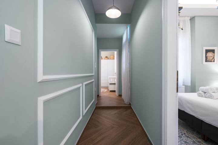 Homevision – Architectural Condo gallery image 4