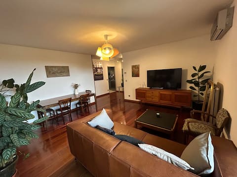 Top Airbnb: Apartment - view of the Rhône in Caluire Et Cuire