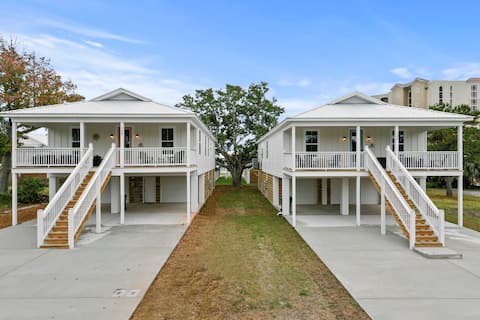 Big Group 14 Bed Costal Retreat!