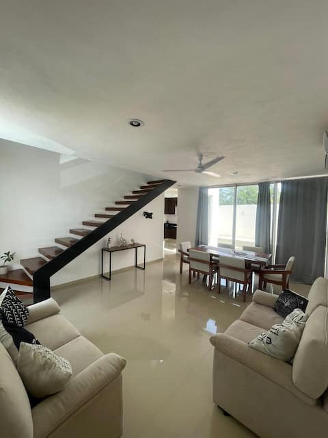 Top performing Airbnb: Beautiful House, 15 Min from the Beach in Fraccionamiento Los Heroes
