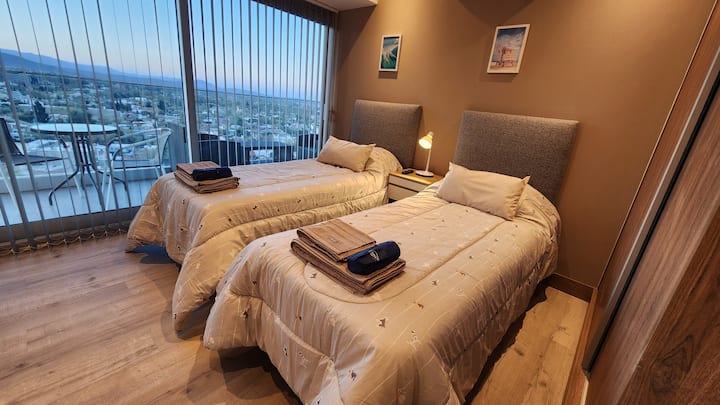 Segunda habitación, a pedido se puede colocar un "pillow" para que la use una segunda pareja.