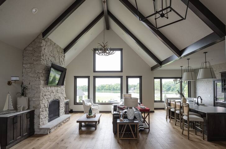 The Belle Retreat gallery image 2