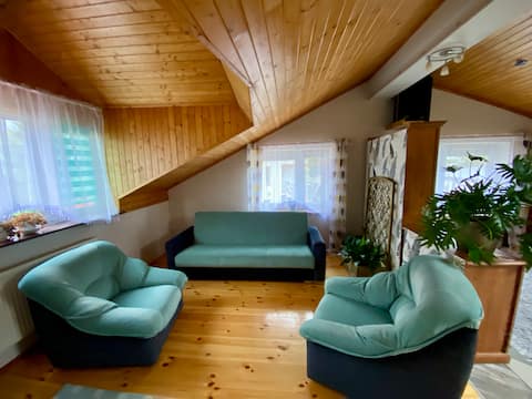 Top performing Airbnb: Damentka's Nest in Targówek