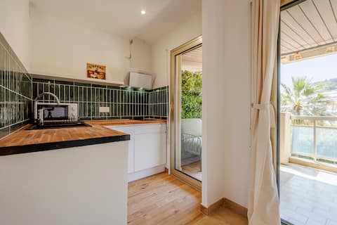 Airbnb performant: Luxurious | Terrace | Balneo | Cannes 5 min à Vallauris