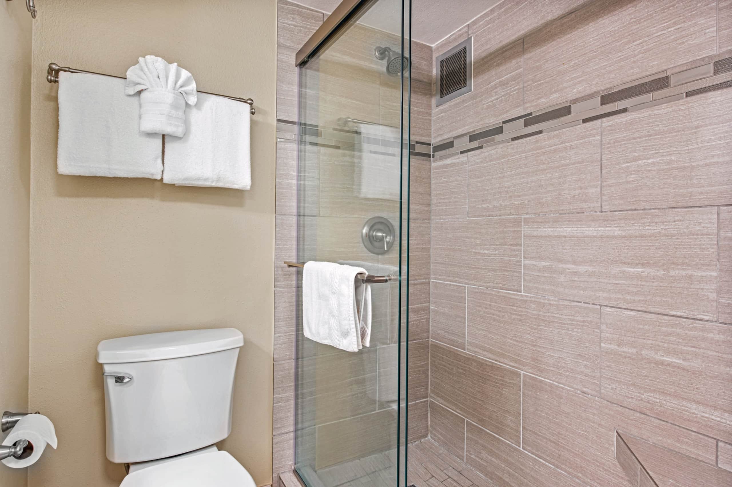 Condo in Lahaina · ★4.96 · 1 bedroom · 1 bed · 1 bath - Image 20
