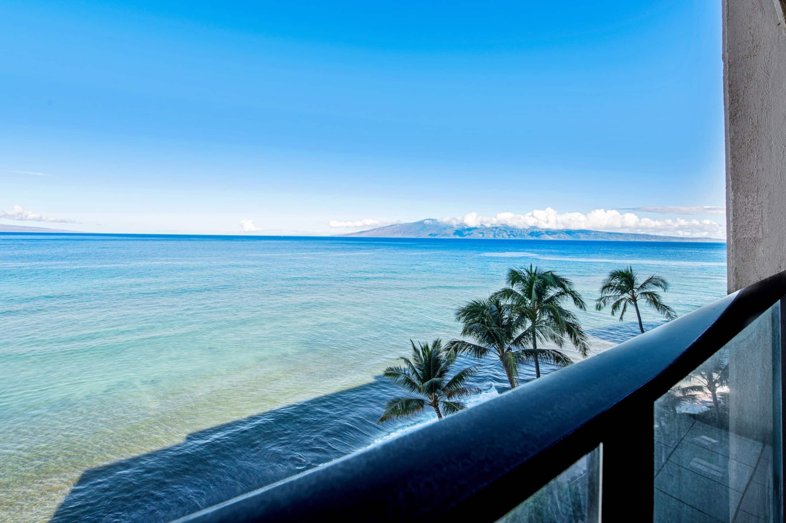 Condo in Lahaina · ★4.96 · 1 bedroom · 1 bed · 1 bath - Image 32