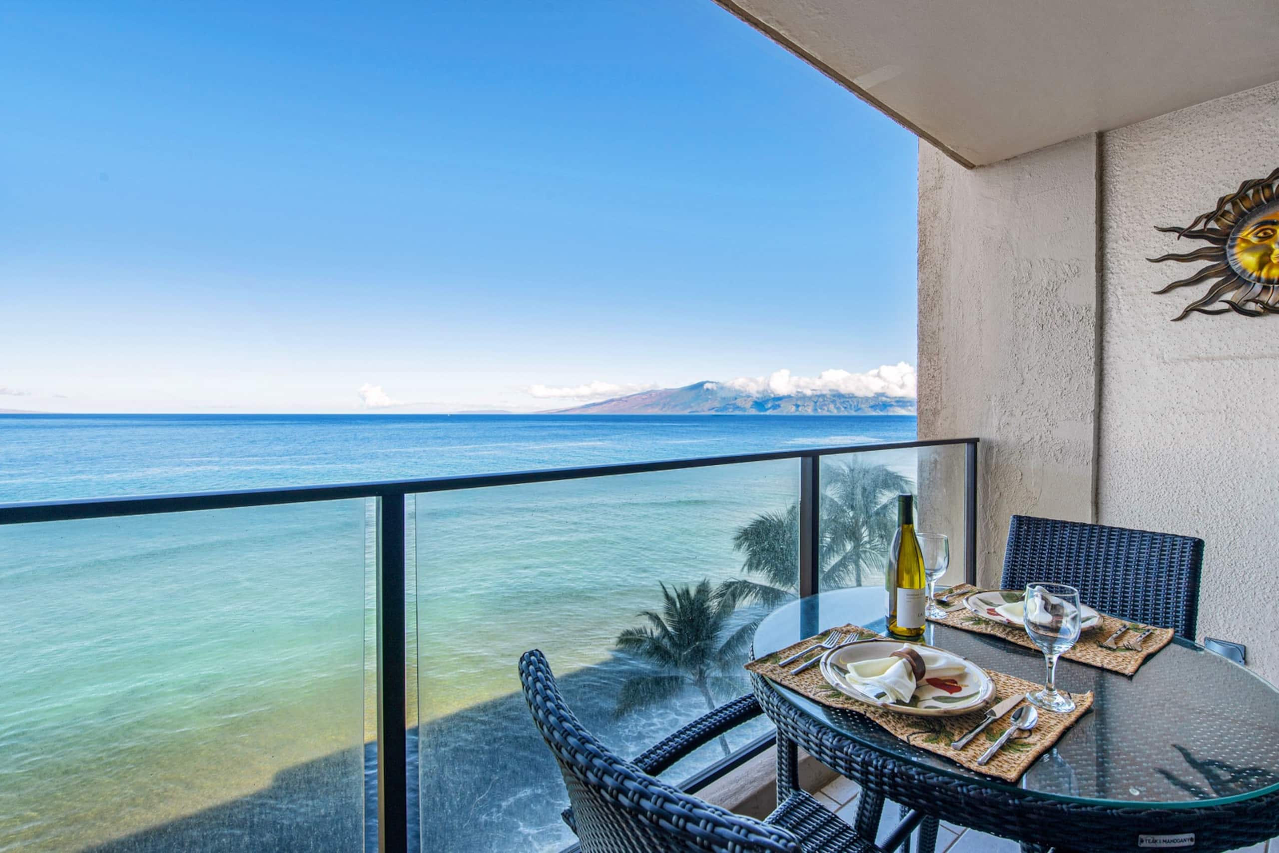 Condo in Lahaina · ★4.96 · 1 bedroom · 1 bed · 1 bath - Image 3