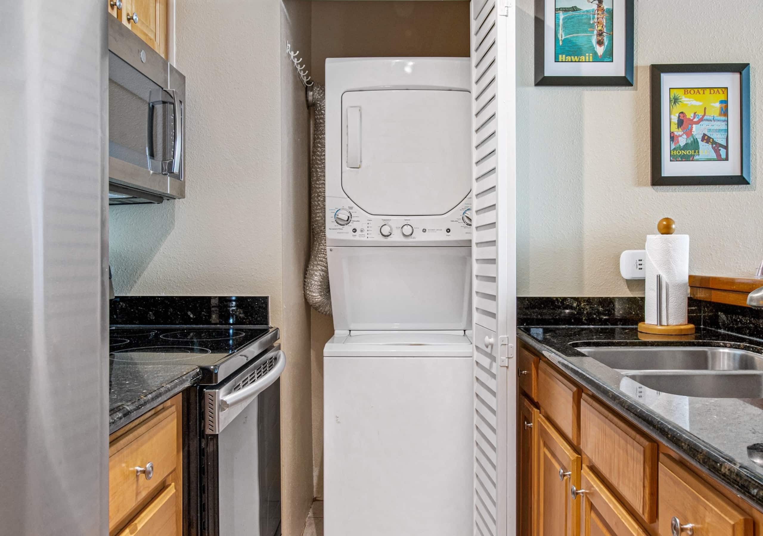 Condo in Lahaina · ★4.96 · 1 bedroom · 1 bed · 1 bath - Image 11