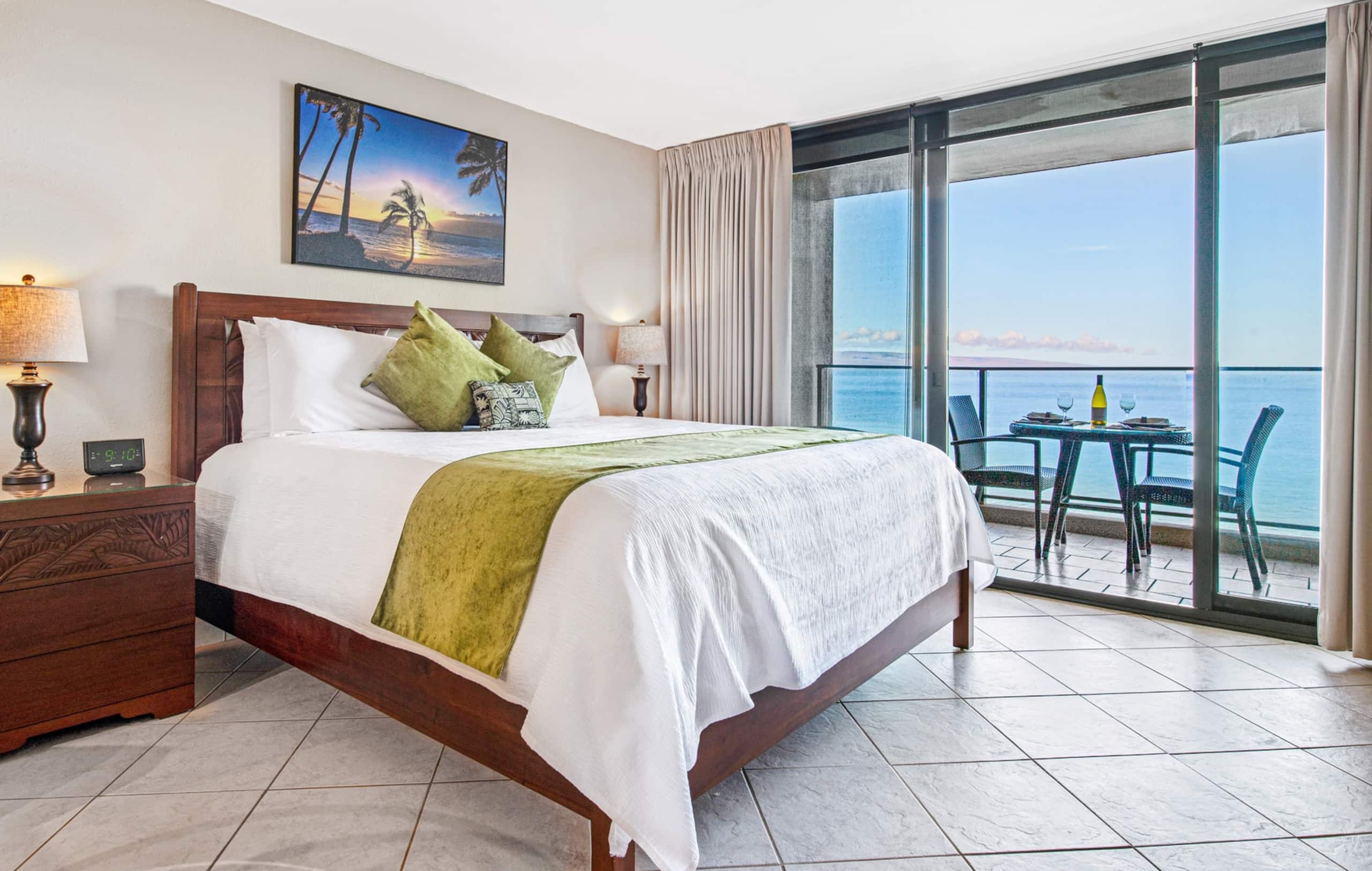 Condo in Lahaina · ★4.96 · 1 bedroom · 1 bed · 1 bath - Image 2