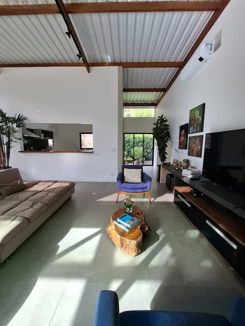 Top performing Airbnb: Farmhouse in Cotia