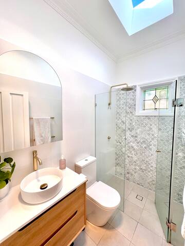 Freshwater Beach Family Escape gallery image 4