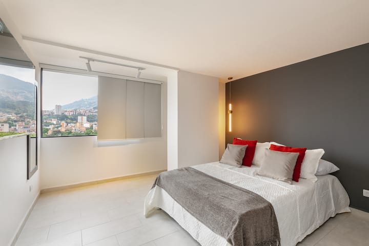 Vista abierta habitación principal.