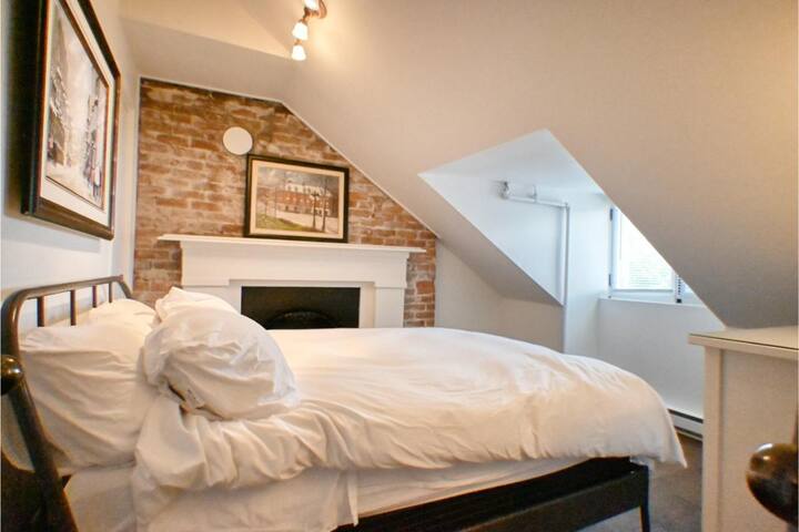 Chez Teo & Bella managed Airbnb listing 2