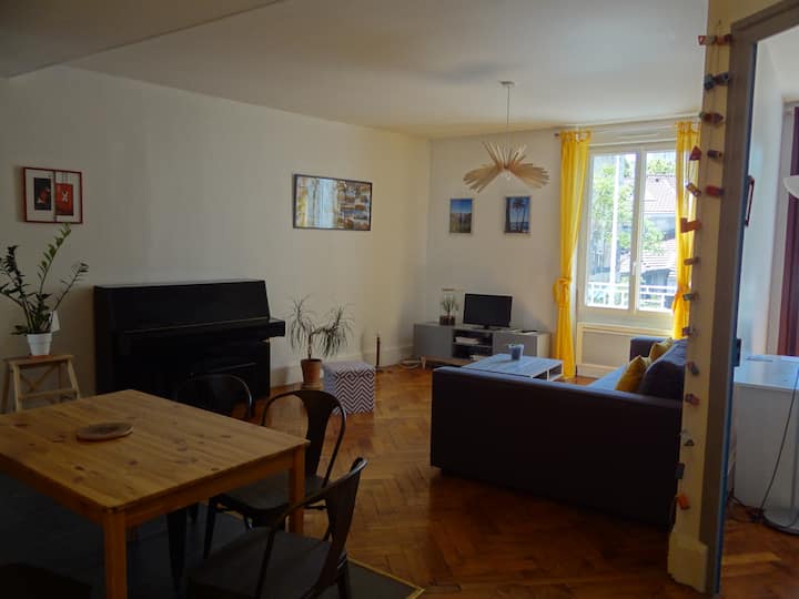 Appartement Traversant Sud Nord - Lyon