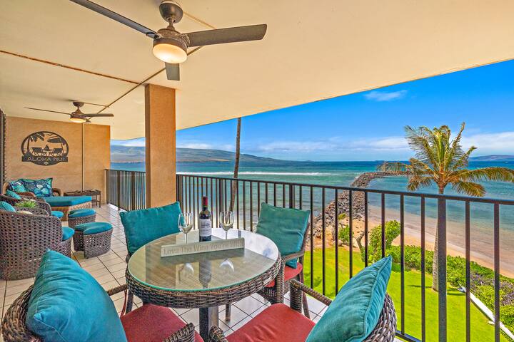 Luxury Dolphin Suite Oceanfront gallery image 3