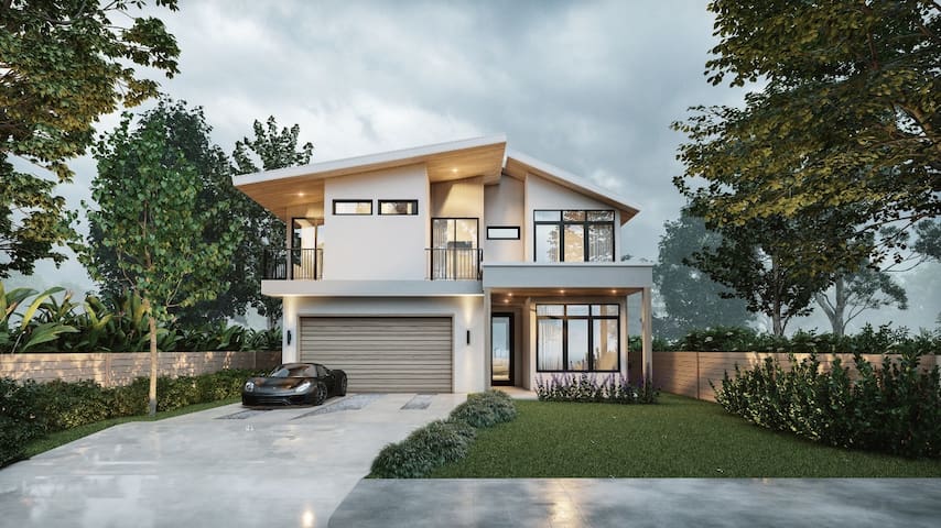 Stunning 5BR House w/Pool & Concierge Downtown ATX