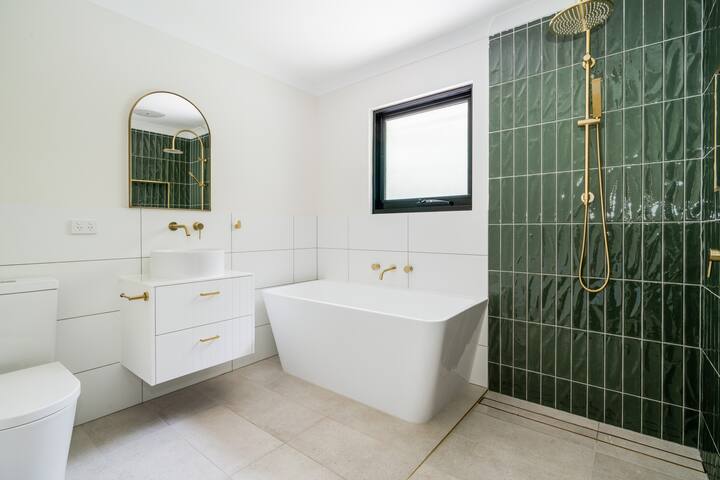 Micawber Quarters gallery image 5