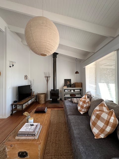 Grape Farm Cottage
with picturesque vineyard views