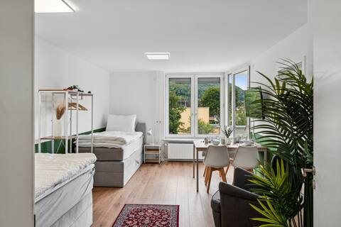 Business trip dream 3 bedrooms 5 people | Balcony, washer-dryer
