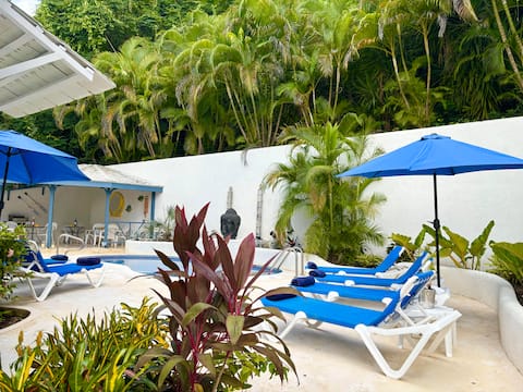 Mullins Beach Houses - No Airbnb Fee for guest.