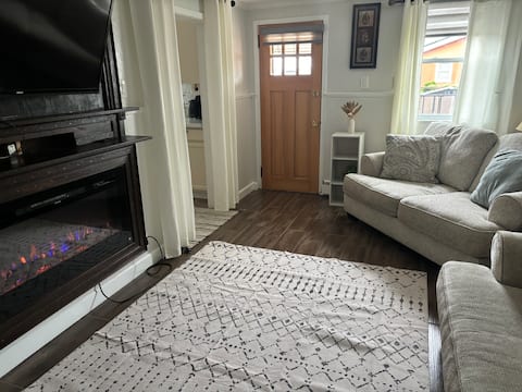 Popular Airbnb listing: Enjoy your stay ! in Yonkers