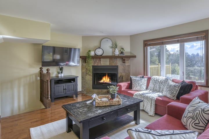 Tremblant Golfside Chalet | Top Location - Mont-Tremblant