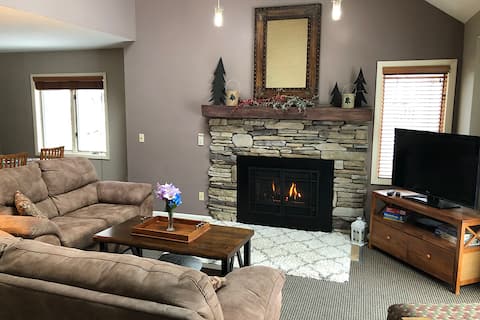 Condo -#18 Betsie @ Crystal Mtn