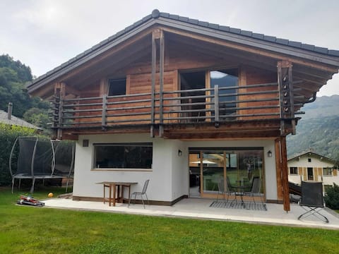 Cozy Duplex 4mn drive from the lifts