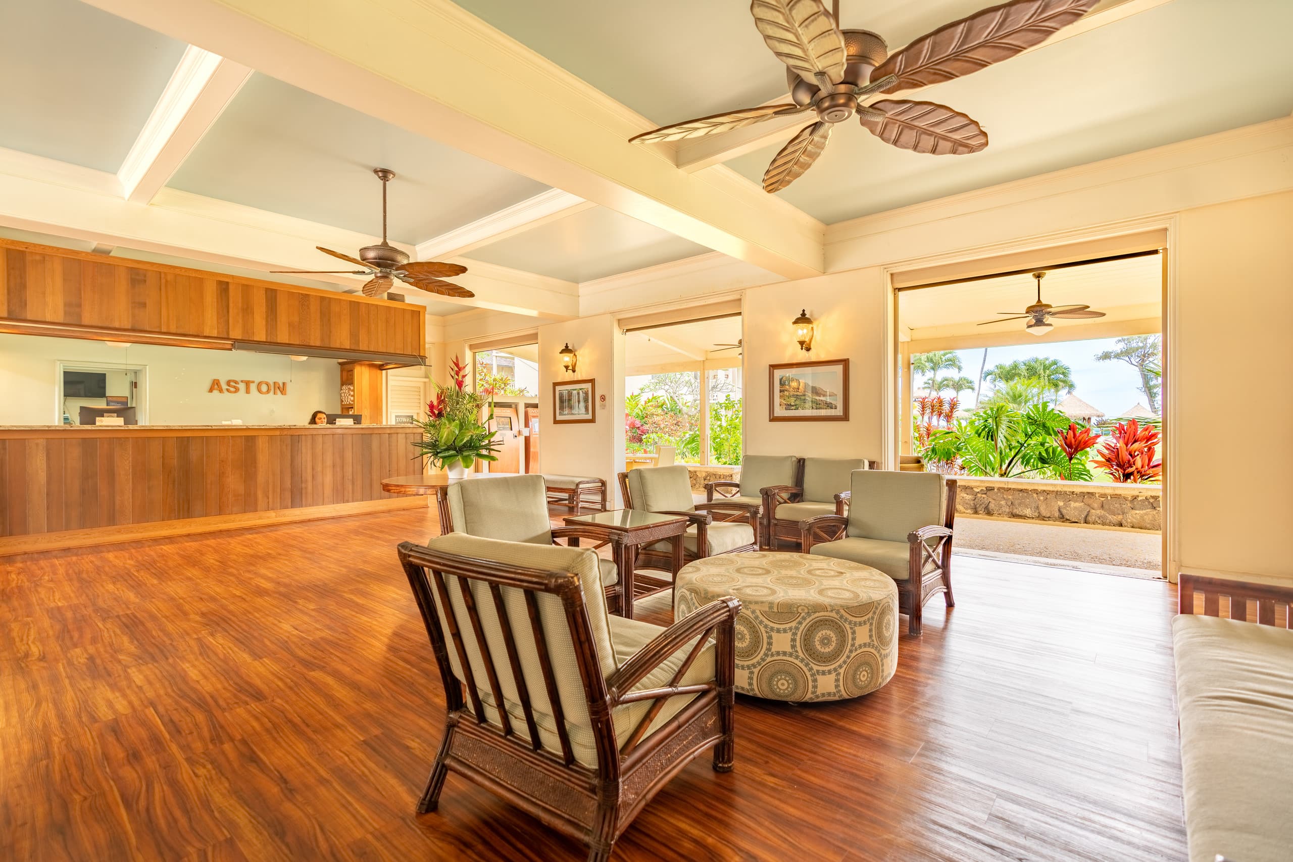 A/C Studio- Ocean,Hot-tub,Pool, Bar Footsteps Away - Photo 24