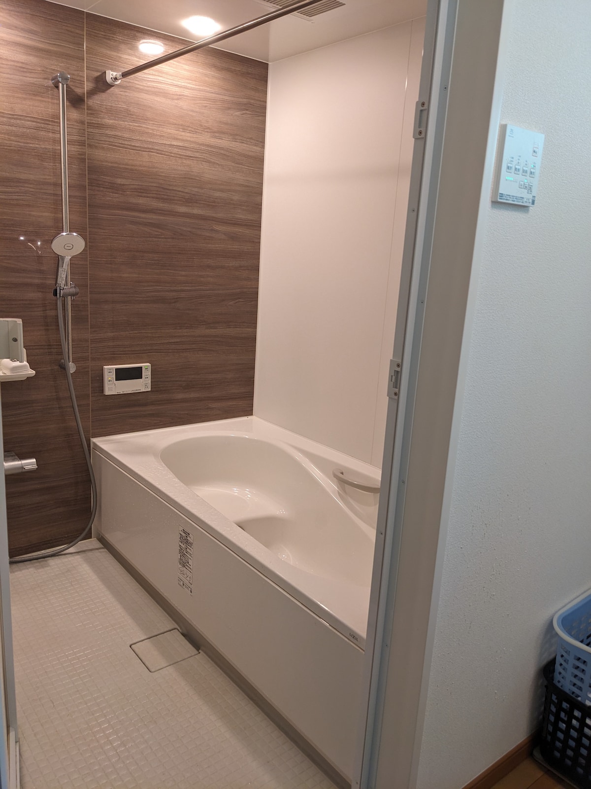 共用フルバスルーム