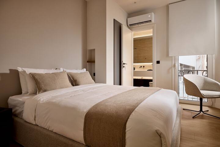 Lime Residences, Syntagma by Aura Homes (Apt B) gallery image 4