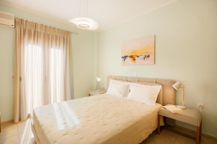 One of the double bedrooms in irida villa