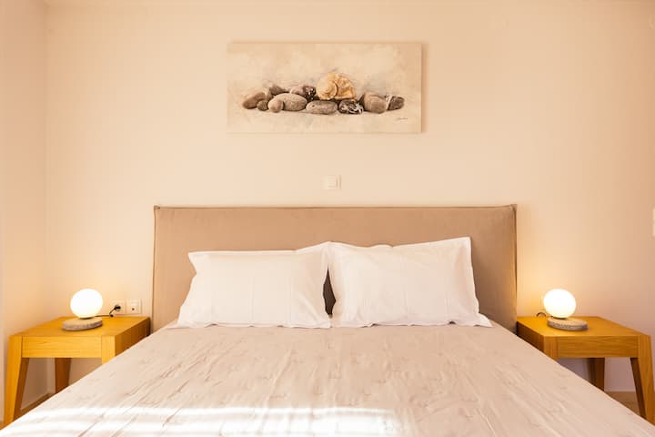 One of the double bedrooms in irida villa