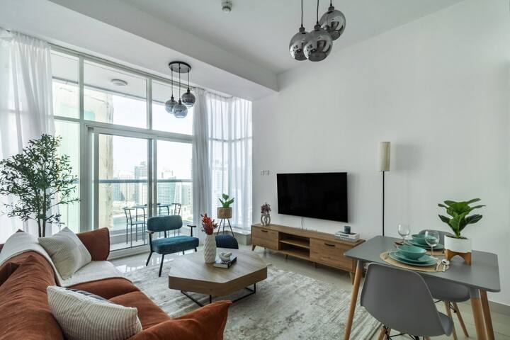 Shores Inn Holiday Homes Rental L.L.C managed Airbnb listing 2