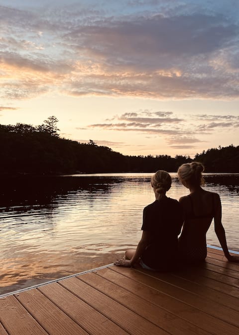 Waterfront Lakehouse in Maine