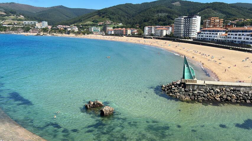 Apartamento acogedor con vistas al mar